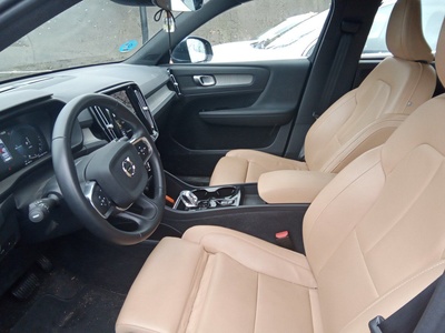 Volvo XC40 T4 Twin Recharge Inscription Auto 155 kW (211 CV) 7 Volvo XC40 T4 Twin Recharge Inscription Auto 155 kW (211 CV) 7