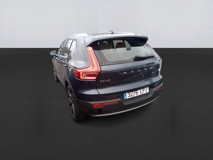Volvo XC40 T4 Twin Recharge Inscription Auto 155 kW (211 CV) Vehículo usado en Madrid Volvo XC40 T4 Twin Recharge Inscription Auto 155 kW (211 CV) Vehículo usado en Madrid