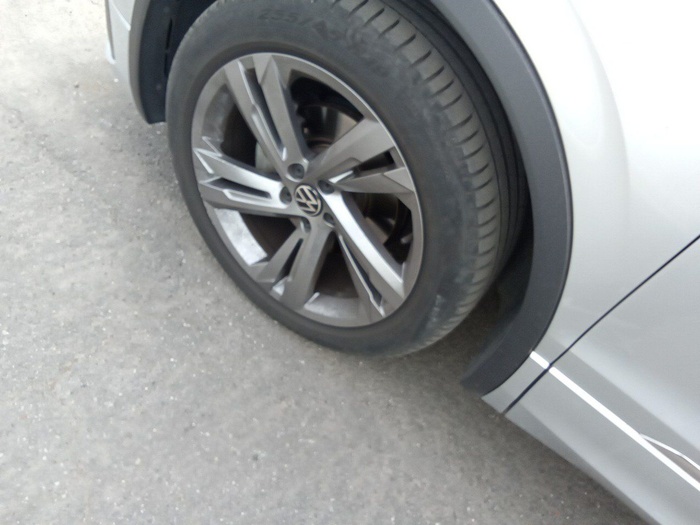 Volkswagen Tiguan R-Line 2.0 TDI 110 kW (150 CV) DSG Vehículo usado en Madrid Volkswagen Tiguan R-Line 2.0 TDI 110 kW (150 CV) DSG Vehículo usado en Madrid