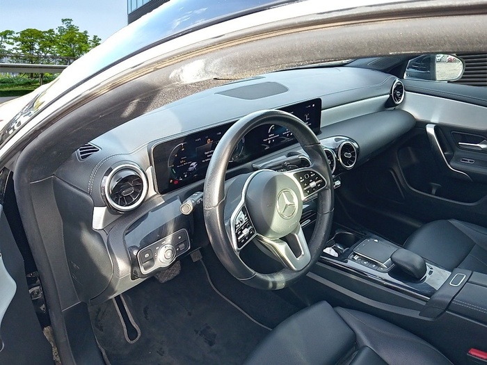 Mercedes-Benz CLA Shooting Brake CLA 200 120 kW (163 CV) Vehículo usado en Madrid Mercedes-Benz CLA Shooting Brake CLA 200 120 kW (163 CV) Vehículo usado en Madrid