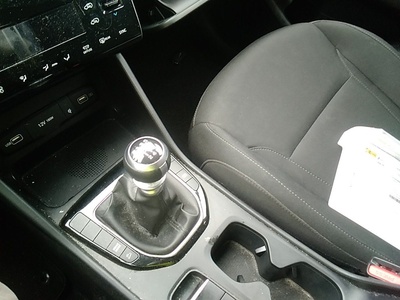 Hyundai Tucson 1.6 CRDI 48V Maxx 100 kW (136 CV) 10 Hyundai Tucson 1.6 CRDI 48V Maxx 100 kW (136 CV) 10