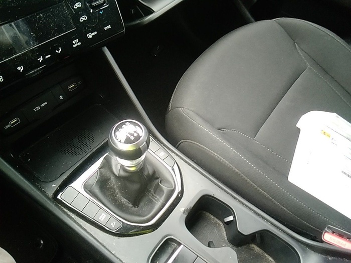 Hyundai Tucson 1.6 CRDI 48V Maxx 100 kW (136 CV) Vehículo usado en Madrid Hyundai Tucson 1.6 CRDI 48V Maxx 100 kW (136 CV) Vehículo usado en Madrid