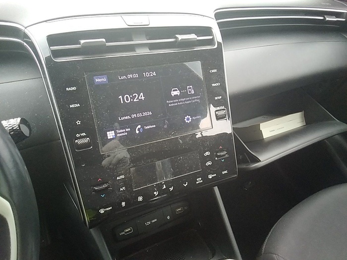 Hyundai Tucson 1.6 CRDI 48V Maxx 100 kW (136 CV) Vehículo usado en Madrid Hyundai Tucson 1.6 CRDI 48V Maxx 100 kW (136 CV) Vehículo usado en Madrid