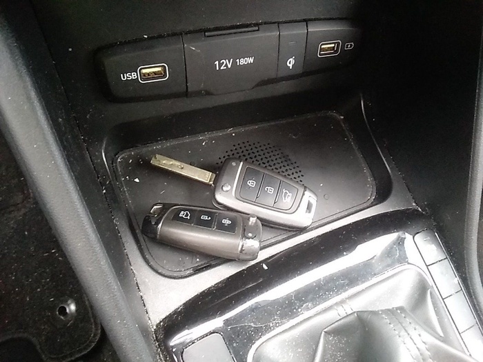 Hyundai Tucson 1.6 CRDI 48V Maxx 100 kW (136 CV) Vehículo usado en Madrid Hyundai Tucson 1.6 CRDI 48V Maxx 100 kW (136 CV) Vehículo usado en Madrid