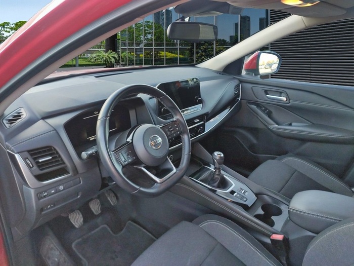 Nissan Qashqai DIG-T 140 mHEV N-Connecta 4x2 103 kW (140 CV) Vehículo usado en Madrid Nissan Qashqai DIG-T 140 mHEV N-Connecta 4x2 103 kW (140 CV) Vehículo usado en Madrid