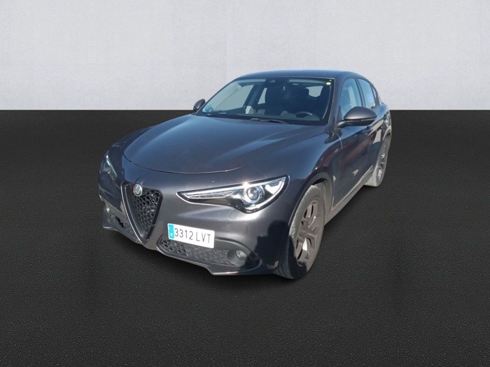 Alfa Romeo Stelvio 2.2 Diesel Sprint RWD 140 kW (190 CV) Vehículo usado en Madrid Alfa Romeo Stelvio 2.2 Diesel Sprint RWD 140 kW (190 CV) Vehículo usado en Madrid