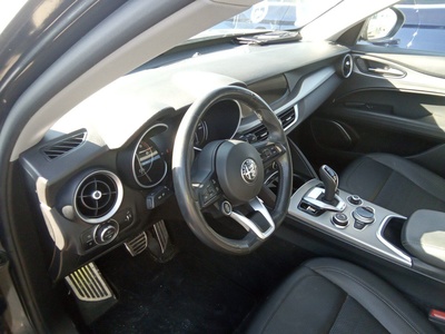 Alfa Romeo Stelvio 2.2 Diesel Sprint RWD 140 kW (190 CV) 10 Alfa Romeo Stelvio 2.2 Diesel Sprint RWD 140 kW (190 CV) 10