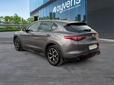 Alfa Romeo Stelvio 2.2 Diesel Sprint RWD 140 kW (190 CV) 6 Alfa Romeo Stelvio 2.2 Diesel Sprint RWD 140 kW (190 CV) 6