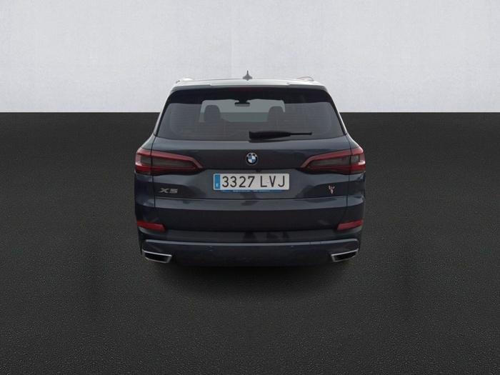 BMW X5 xDrive25d 170 kW (231 CV) Vehículo usado en Madrid BMW X5 xDrive25d 170 kW (231 CV) Vehículo usado en Madrid