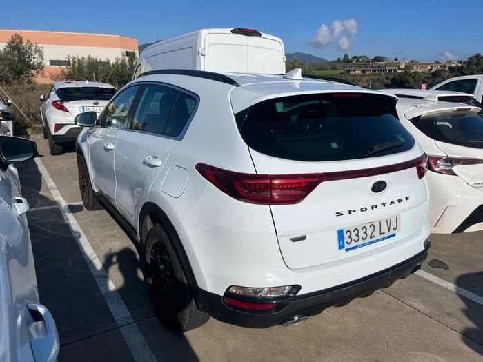 Kia Sportage 1.6 MHEV Black Edition 100 kW (136 CV) Vehículo usado en Madrid Kia Sportage 1.6 MHEV Black Edition 100 kW (136 CV) Vehículo usado en Madrid