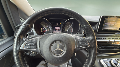 Mercedes-Benz Clase V 220 d Compacto 6 Plazas 120 kW (163 CV) 32 Mercedes-Benz Clase V 220 d Compacto 6 Plazas 120 kW (163 CV) 32