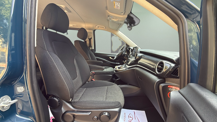 Mercedes-Benz Clase V 220 d Compacto 6 Plazas 120 kW (163 CV) Vehículo usado en Madrid Mercedes-Benz Clase V 220 d Compacto 6 Plazas 120 kW (163 CV) Vehículo usado en Madrid