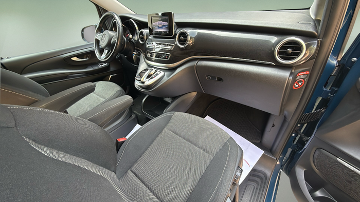 Mercedes-Benz Clase V 220 d Compacto 6 Plazas 120 kW (163 CV) Vehículo usado en Madrid Mercedes-Benz Clase V 220 d Compacto 6 Plazas 120 kW (163 CV) Vehículo usado en Madrid