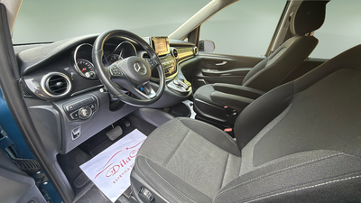 Mercedes-Benz Clase V 220 d Compacto 6 Plazas 120 kW (163 CV) 28 Mercedes-Benz Clase V 220 d Compacto 6 Plazas 120 kW (163 CV) 28