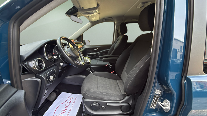 Mercedes-Benz Clase V 220 d Compacto 6 Plazas 120 kW (163 CV) Vehículo usado en Madrid Mercedes-Benz Clase V 220 d Compacto 6 Plazas 120 kW (163 CV) Vehículo usado en Madrid