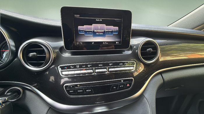 Mercedes-Benz Clase V 220 d Compacto 6 Plazas 120 kW (163 CV) Vehículo usado en Madrid Mercedes-Benz Clase V 220 d Compacto 6 Plazas 120 kW (163 CV) Vehículo usado en Madrid