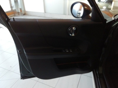 MINI MINI Countryman Cooper 100 kW (136 CV) 14 MINI MINI Countryman Cooper 100 kW (136 CV) 14