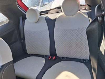 Fiat 500 1.0 Hybrid Dolcevita 51 kW (70 CV) 12 Fiat 500 1.0 Hybrid Dolcevita 51 kW (70 CV) 12