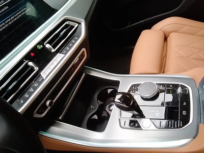 BMW X5 xDrive45e 290 kW (394 CV) 9 BMW X5 xDrive45e 290 kW (394 CV) 9