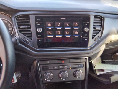 Volkswagen T-Roc Edition 2.0 TDI 85 kW (115 CV) 13 Volkswagen T-Roc Edition 2.0 TDI 85 kW (115 CV) 13