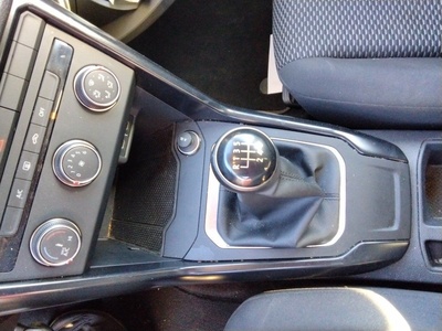 Volkswagen T-Roc Edition 2.0 TDI 85 kW (115 CV) 14 Volkswagen T-Roc Edition 2.0 TDI 85 kW (115 CV) 14