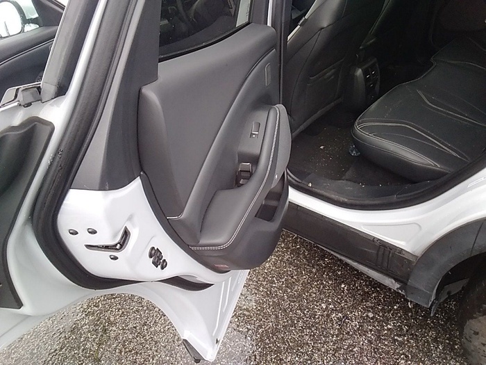 Ford Mustang Mach-E Batería 98.8Kwh 216 kW (294 CV) Vehículo usado en Madrid Ford Mustang Mach-E Batería 98.8Kwh 216 kW (294 CV) Vehículo usado en Madrid