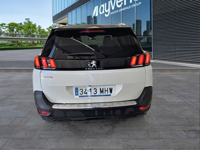 Peugeot 5008 BlueHDI 130 S&S Allure Pack EAT8 96 kW (130 CV) Vehículo usado en Madrid Peugeot 5008 BlueHDI 130 S&S Allure Pack EAT8 96 kW (130 CV) Vehículo usado en Madrid