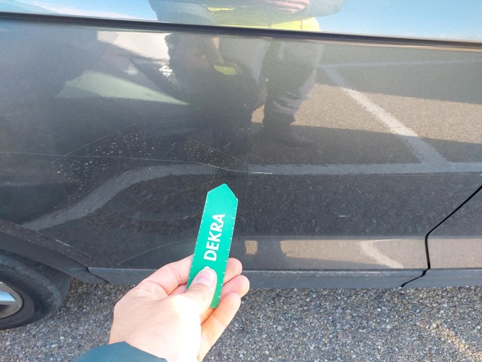 Volkswagen T-Roc Life 2.0 TDI 85 kW (115 CV) Vehículo usado en Madrid Volkswagen T-Roc Life 2.0 TDI 85 kW (115 CV) Vehículo usado en Madrid