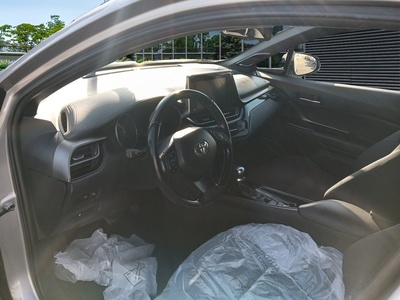 Toyota C-HR 1.8 125H Advance 90 kW (122 CV) 7 Toyota C-HR 1.8 125H Advance 90 kW (122 CV) 7