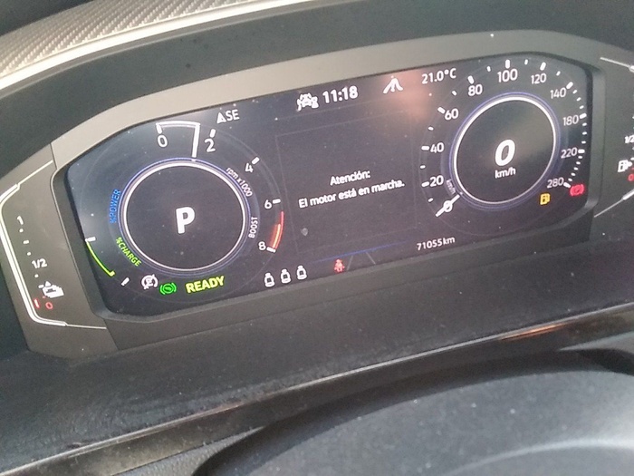 Volkswagen Arteon R-Line 1.4 TSI eHybrid 160 kW (218 CV) DSG Vehículo usado en Madrid Volkswagen Arteon R-Line 1.4 TSI eHybrid 160 kW (218 CV) DSG Vehículo usado en Madrid