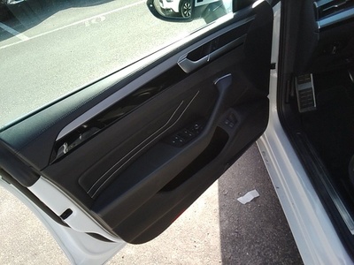 Volkswagen Arteon R-Line 1.4 TSI eHybrid 160 kW (218 CV) DSG 13 Volkswagen Arteon R-Line 1.4 TSI eHybrid 160 kW (218 CV) DSG 13