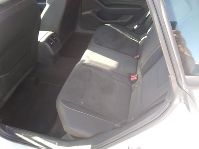 Volkswagen Arteon R-Line 1.4 TSI eHybrid 160 kW (218 CV) DSG 14 Volkswagen Arteon R-Line 1.4 TSI eHybrid 160 kW (218 CV) DSG 14