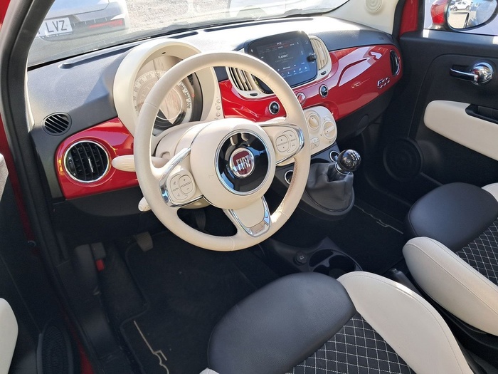 Fiat 500 1.0 Hybrid Dolcevita 51 kW (70 CV) Vehículo usado en Madrid Fiat 500 1.0 Hybrid Dolcevita 51 kW (70 CV) Vehículo usado en Madrid