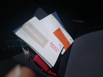 Citroen Berlingo Combi BlueHDi 100 Talla M Live 75 kW (100 CV) 12 Citroen Berlingo Combi BlueHDi 100 Talla M Live 75 kW (100 CV) 12