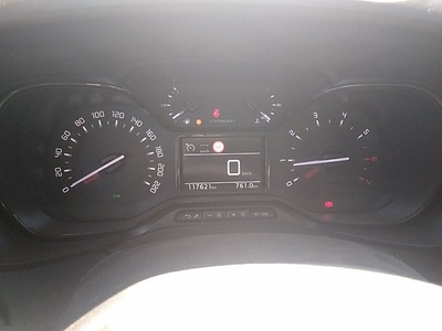 Citroen Berlingo Combi BlueHDi 100 Talla M Live 75 kW (100 CV) 8 Citroen Berlingo Combi BlueHDi 100 Talla M Live 75 kW (100 CV) 8