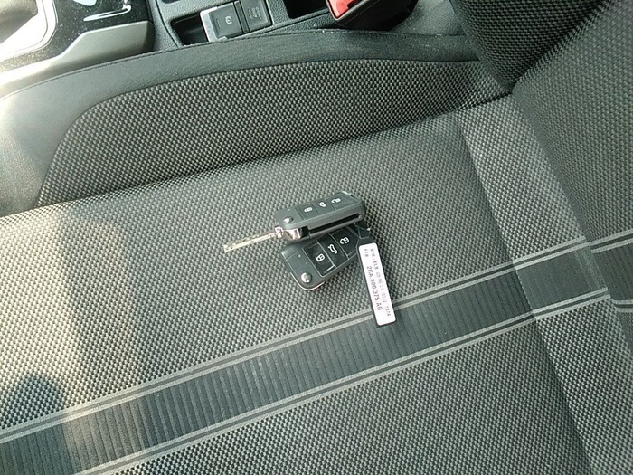 Volkswagen T-Roc Advance 1.5 TSI 110 kW (150 CV) DSG Vehículo usado en Madrid Volkswagen T-Roc Advance 1.5 TSI 110 kW (150 CV) DSG Vehículo usado en Madrid