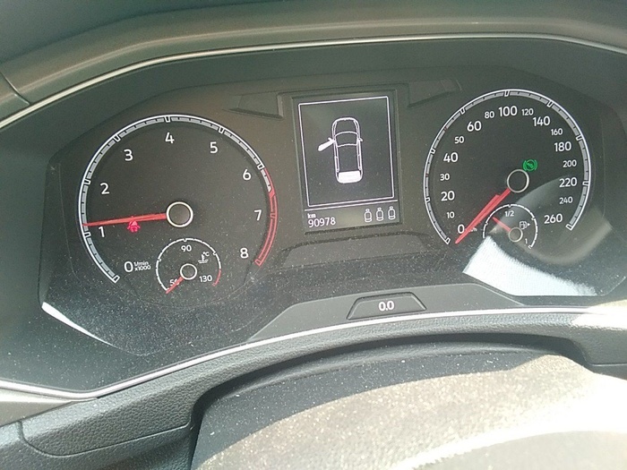 Volkswagen T-Roc Advance 1.5 TSI 110 kW (150 CV) DSG Vehículo usado en Madrid Volkswagen T-Roc Advance 1.5 TSI 110 kW (150 CV) DSG Vehículo usado en Madrid