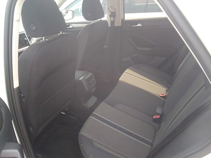 Volkswagen T-Roc Advance 1.5 TSI 110 kW (150 CV) DSG Vehículo usado en Madrid Volkswagen T-Roc Advance 1.5 TSI 110 kW (150 CV) DSG Vehículo usado en Madrid