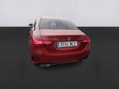 Mercedes-Benz Clase A Sedán 250 e 160 kW (218 CV) 5 Mercedes-Benz Clase A Sedán 250 e 160 kW (218 CV) 5