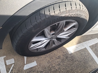 Volkswagen Tiguan Sport 2.0 TDI 4Motion 140 kW (190 CV) DSG 8 Volkswagen Tiguan Sport 2.0 TDI 4Motion 140 kW (190 CV) DSG 8