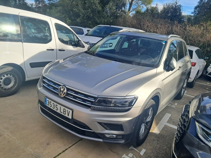 Volkswagen Tiguan Sport 2.0 TDI 4Motion 140 kW (190 CV) DSG Vehículo usado en Madrid Volkswagen Tiguan Sport 2.0 TDI 4Motion 140 kW (190 CV) DSG Vehículo usado en Madrid