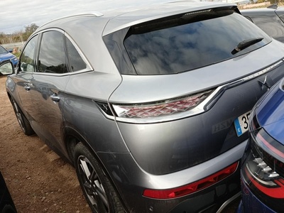 DS DS7 Crossback BlueHDi 130 DE Bastille + AT 96 kW (130 CV) 2 DS DS7 Crossback BlueHDi 130 DE Bastille + AT 96 kW (130 CV) 2