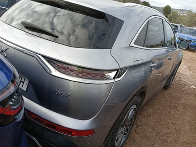 DS DS7 Crossback BlueHDi 130 DE Bastille + AT 96 kW (130 CV) 3 DS DS7 Crossback BlueHDi 130 DE Bastille + AT 96 kW (130 CV) 3