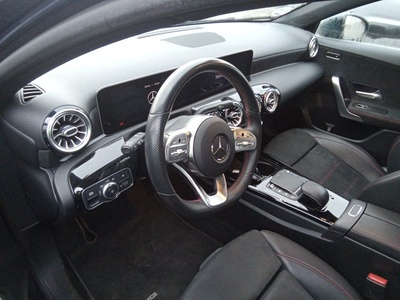 Mercedes-Benz Clase A 180 d 85 kW (116 CV) 10 Mercedes-Benz Clase A 180 d 85 kW (116 CV) 10