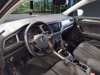 Volkswagen T-Roc Advance 2.0 TDI 85 kW (115 CV) 7 Volkswagen T-Roc Advance 2.0 TDI 85 kW (115 CV) 7