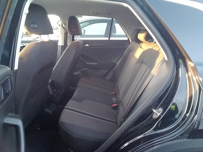 Volkswagen T-Roc Advance 2.0 TDI 85 kW (115 CV) 9 Volkswagen T-Roc Advance 2.0 TDI 85 kW (115 CV) 9