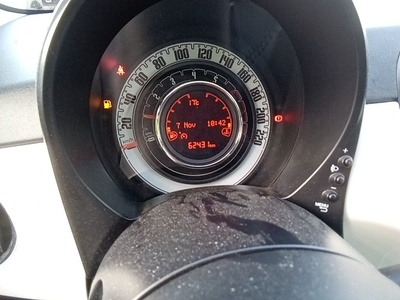 Fiat 500 1.2 8v Lounge 51 kW (69 CV) 8 Fiat 500 1.2 8v Lounge 51 kW (69 CV) 8