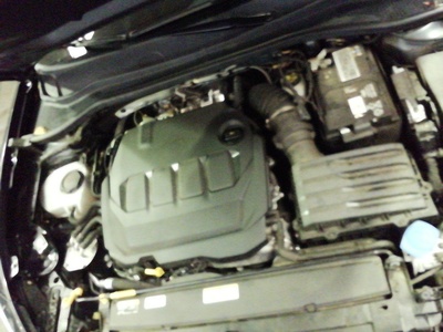 SEAT León 2.0 TDI S&S Style Go 85 kW (115 CV) 9 SEAT León 2.0 TDI S&S Style Go 85 kW (115 CV) 9