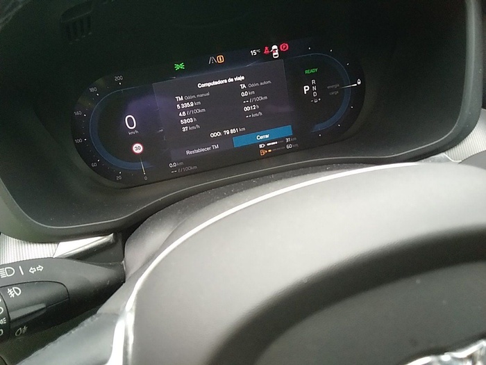 Volvo XC60 T6 Recharge R-Design AWD Auto 257 kW (350 CV) Vehículo usado en Madrid Volvo XC60 T6 Recharge R-Design AWD Auto 257 kW (350 CV) Vehículo usado en Madrid