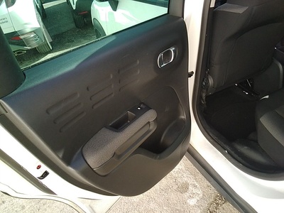 Citroen C3 Aircross BlueHDi 110 S&S Feel Pack 81 kW (110 CV) 15 Citroen C3 Aircross BlueHDi 110 S&S Feel Pack 81 kW (110 CV) 15